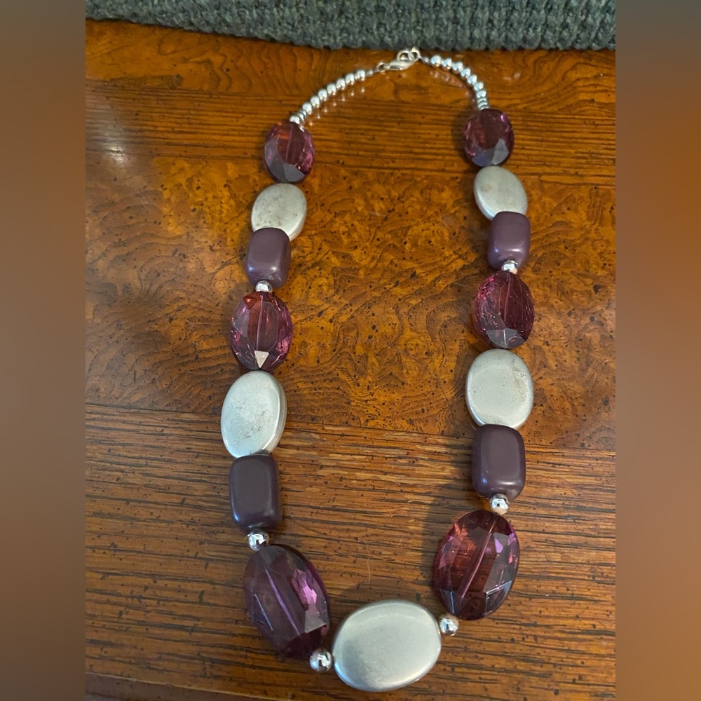 Elegant Vintage Purple and Silver Beaded Necklace